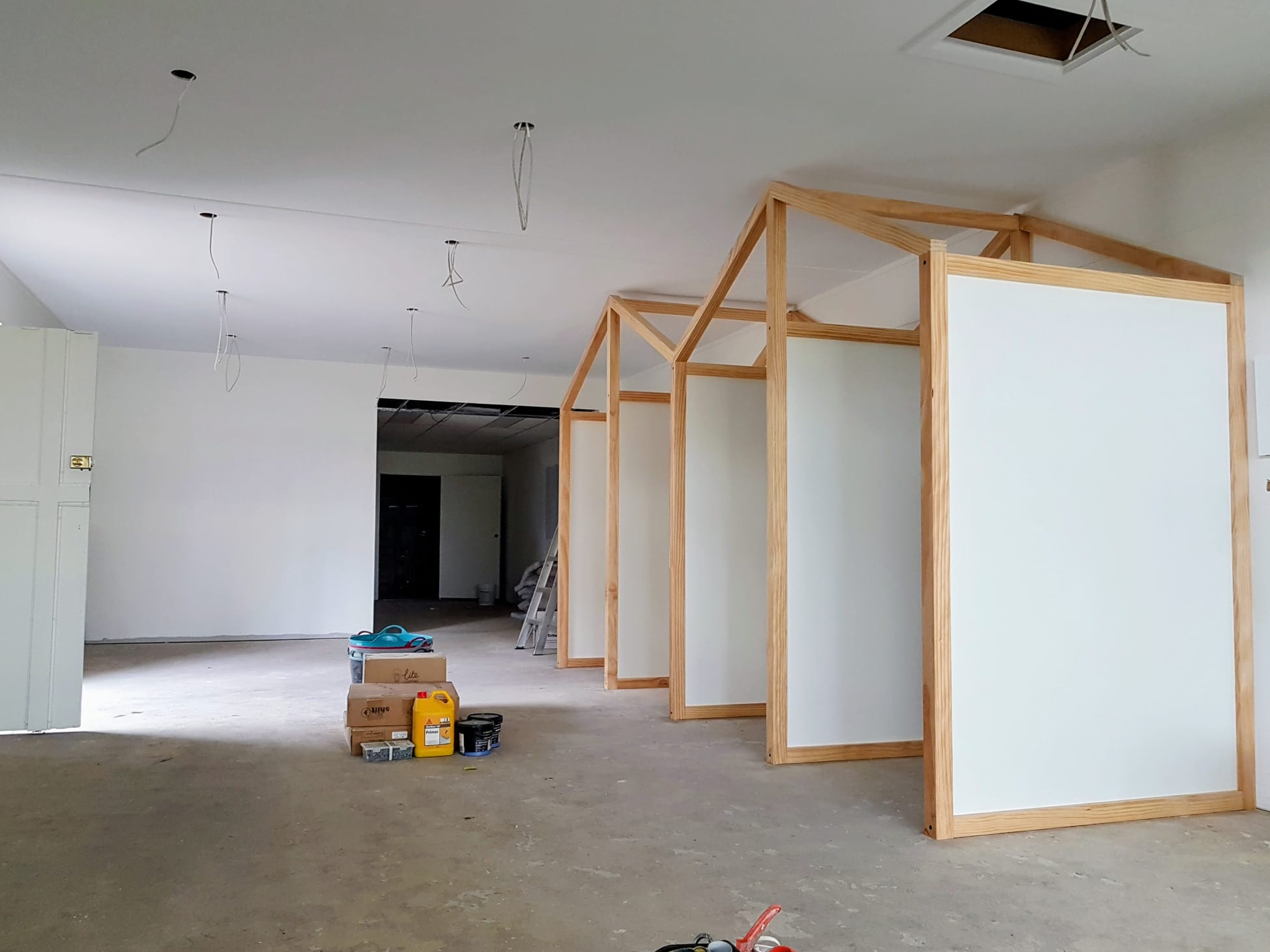 Professional interior house painting by Pro Painter Melbourne